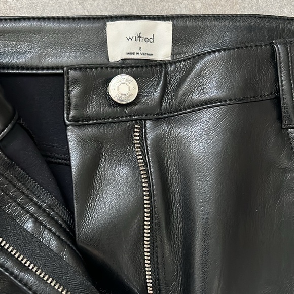 Artizia’s Wilfred Melina vegan leather crop pant - Picture 10 of 11